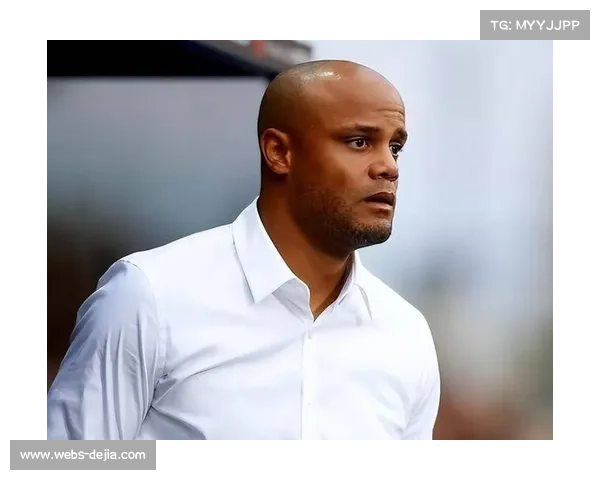 孔帕尼坚持保护球员立场 强烈抗议对方犯规行为